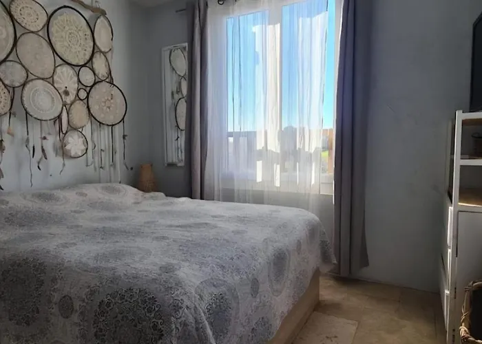 Beautiful Sea View, Quiet In Agricultural * Αντίμπ