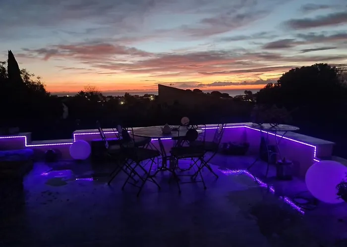 Beautiful Sea View, Quiet In Agricultural 别墅 昂蒂布